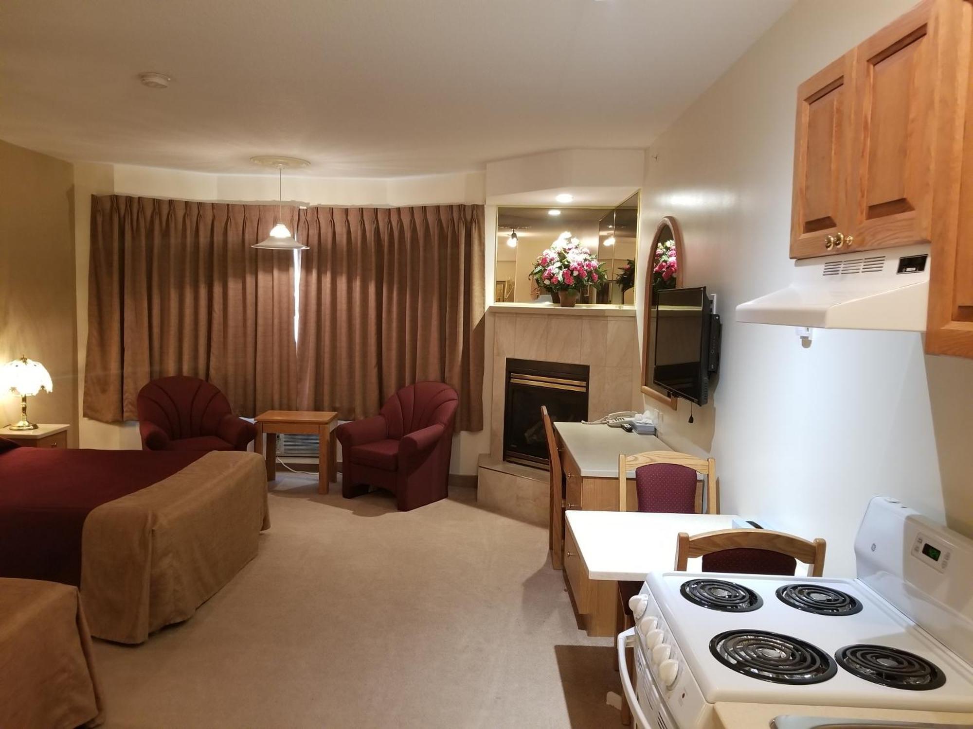 New Imperial Suites Whitecourt Dış mekan fotoğraf